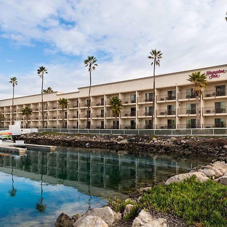 Hampton Inn Channel Islands Harbor Окснард Екстериор снимка