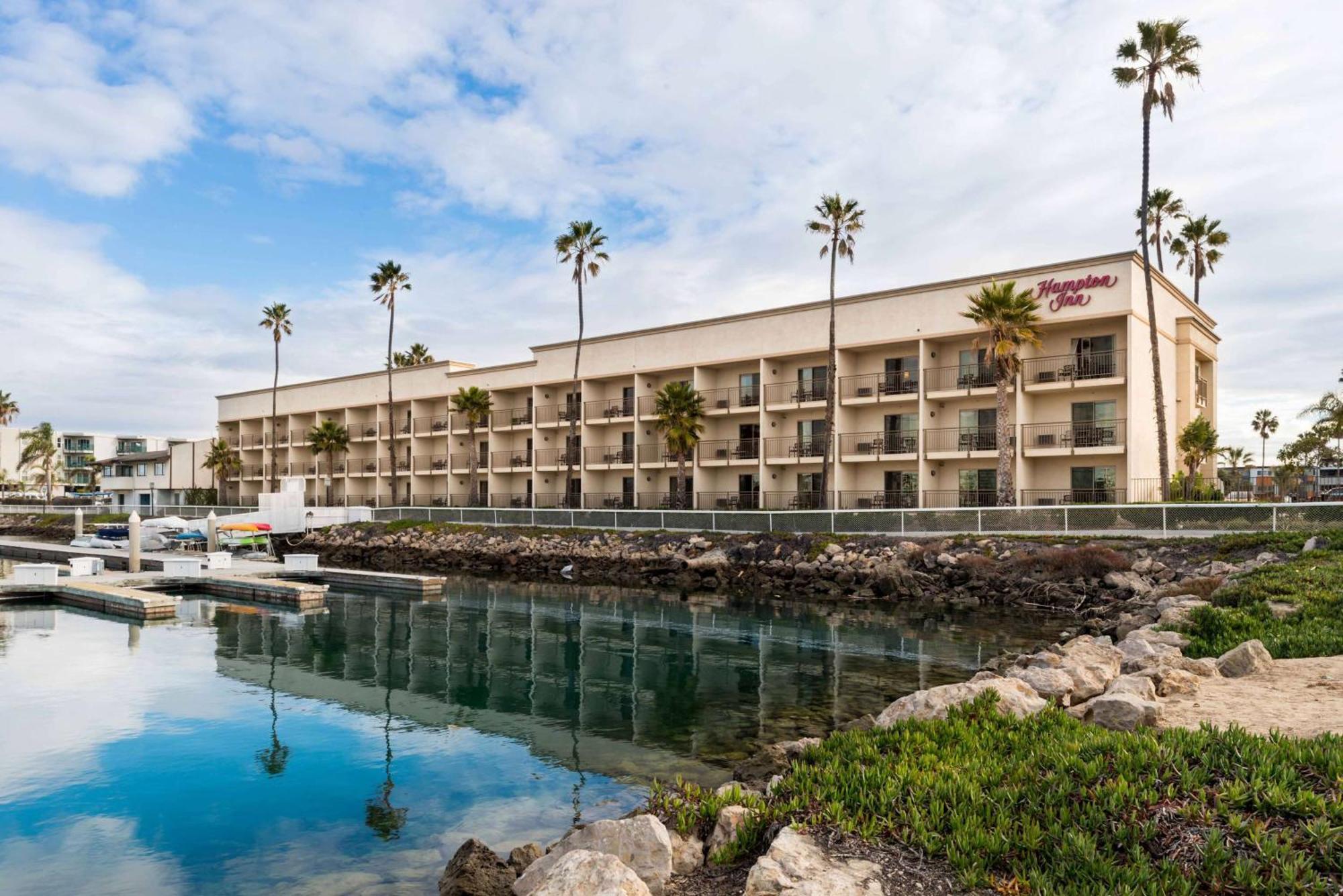Hampton Inn Channel Islands Harbor Окснард Екстериор снимка