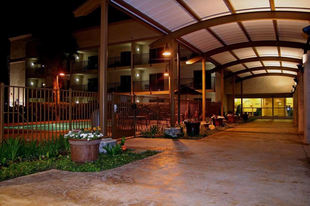 Hampton Inn Channel Islands Harbor Окснард Екстериор снимка