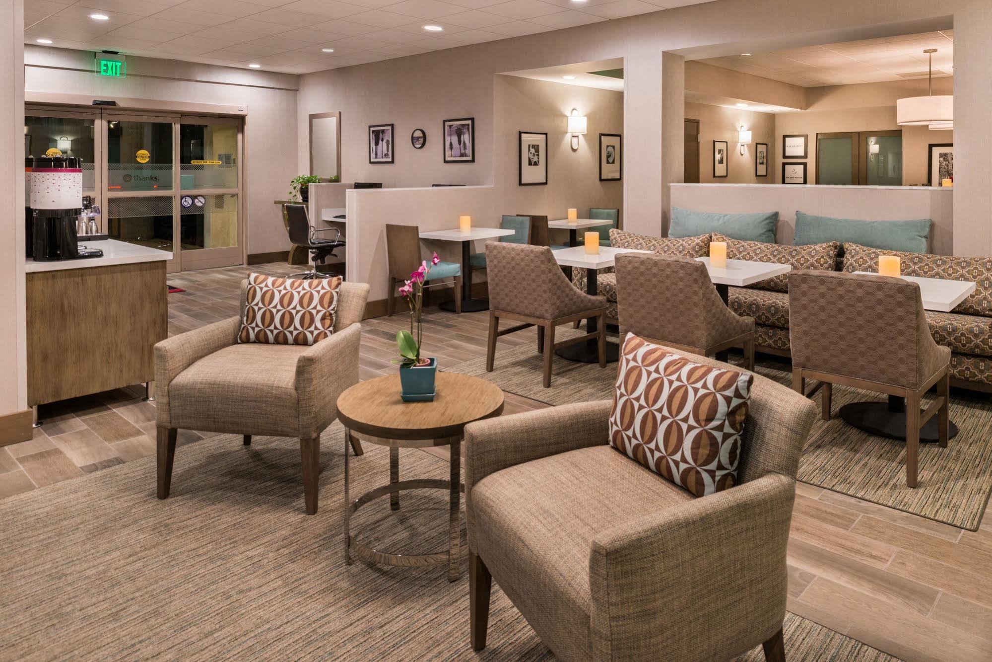 Hampton Inn Channel Islands Harbor Окснард Екстериор снимка